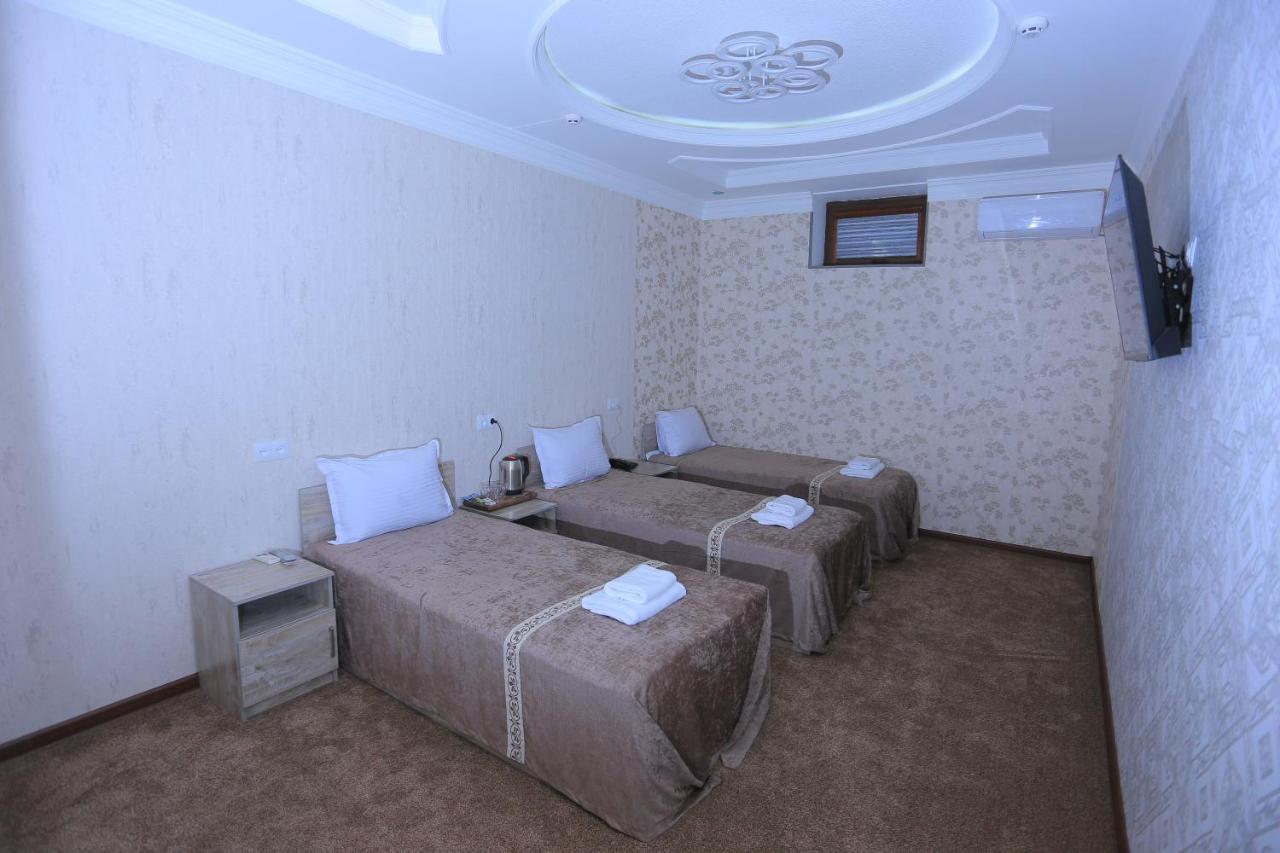 Hayot Plaza Hotel Yunusobod Bagian luar foto