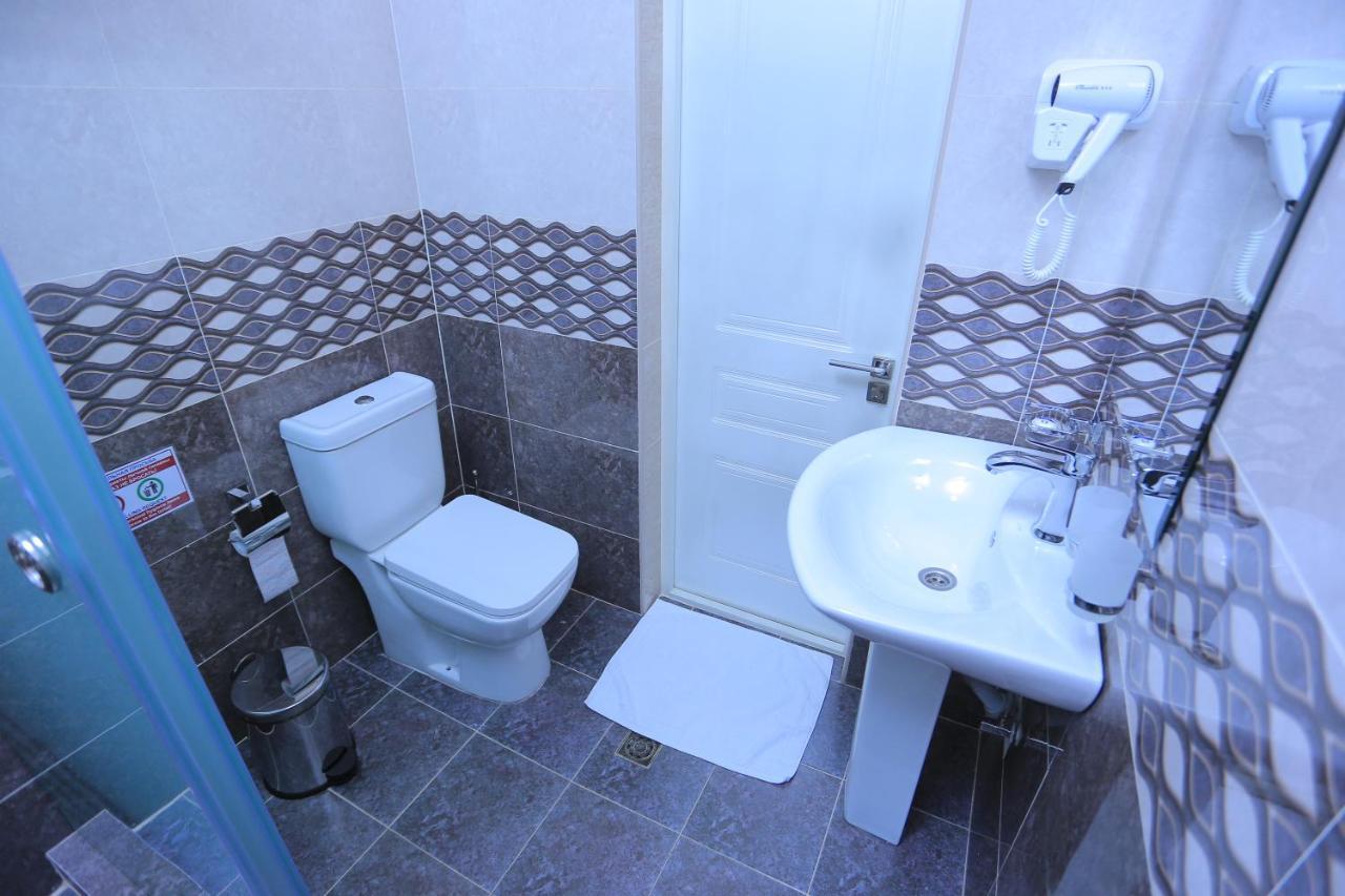 Hayot Plaza Hotel Yunusobod Bagian luar foto