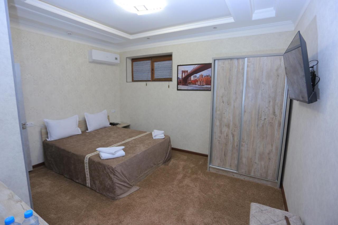 Hayot Plaza Hotel Yunusobod Bagian luar foto